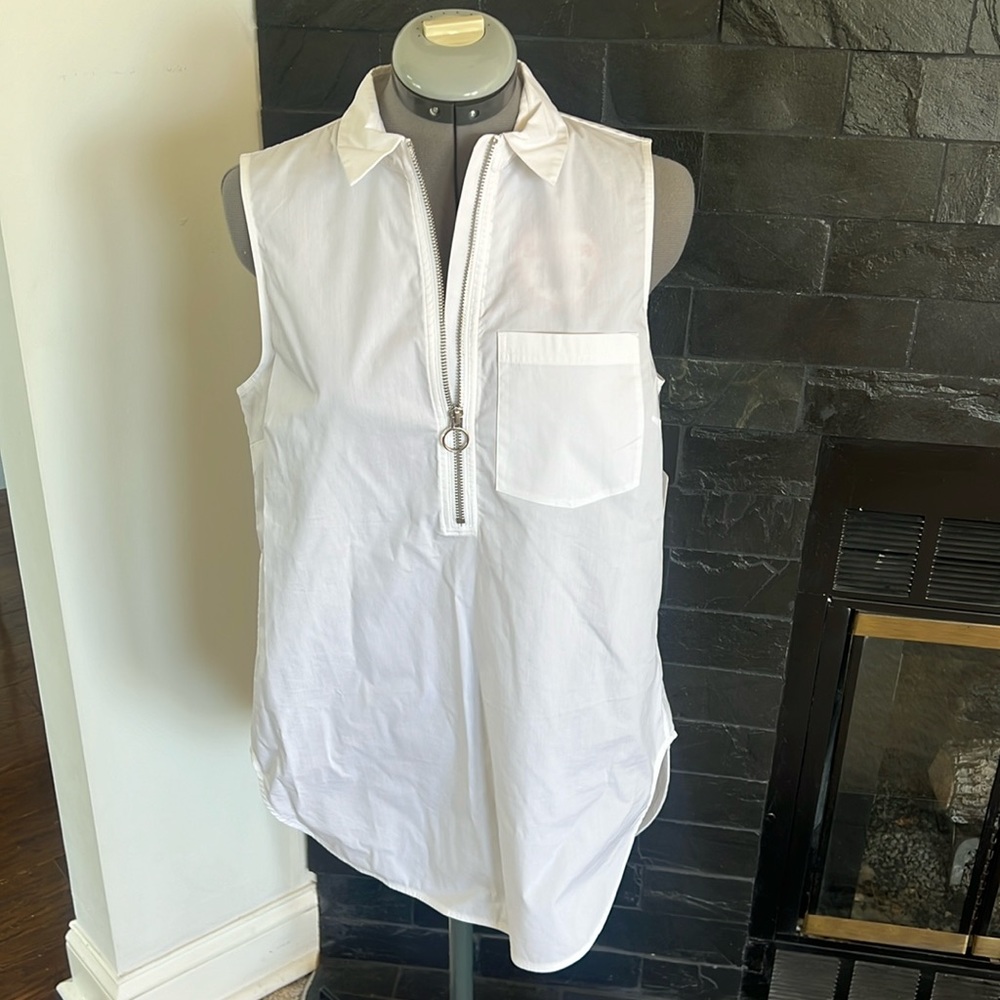 Small Athleta top